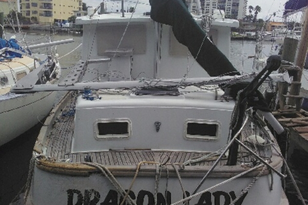 boat damaged by irma 2017