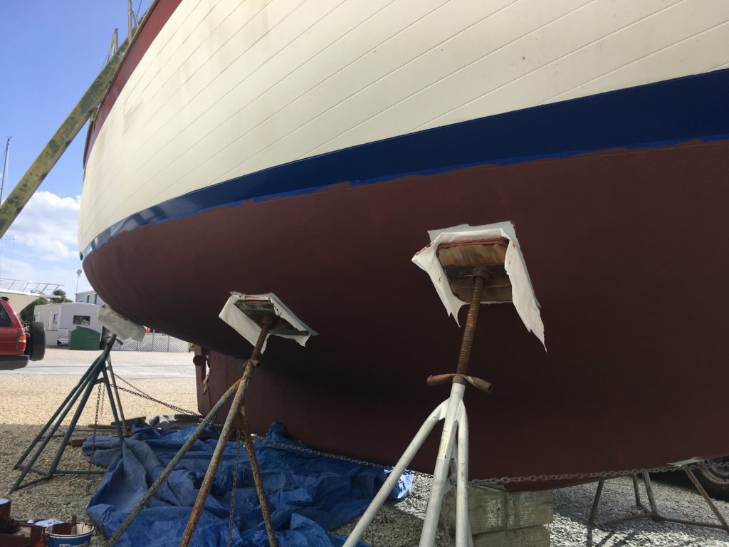 painting boat bottom